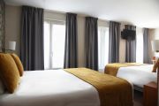 Quadruple room